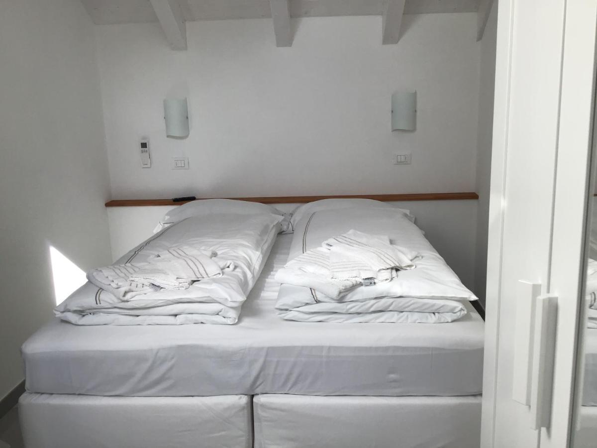 Casa Luigia Rooms Mtb In Finalborgo Bike Room Tour Ebike Trekking Фінале-Лігуре Екстер'єр фото